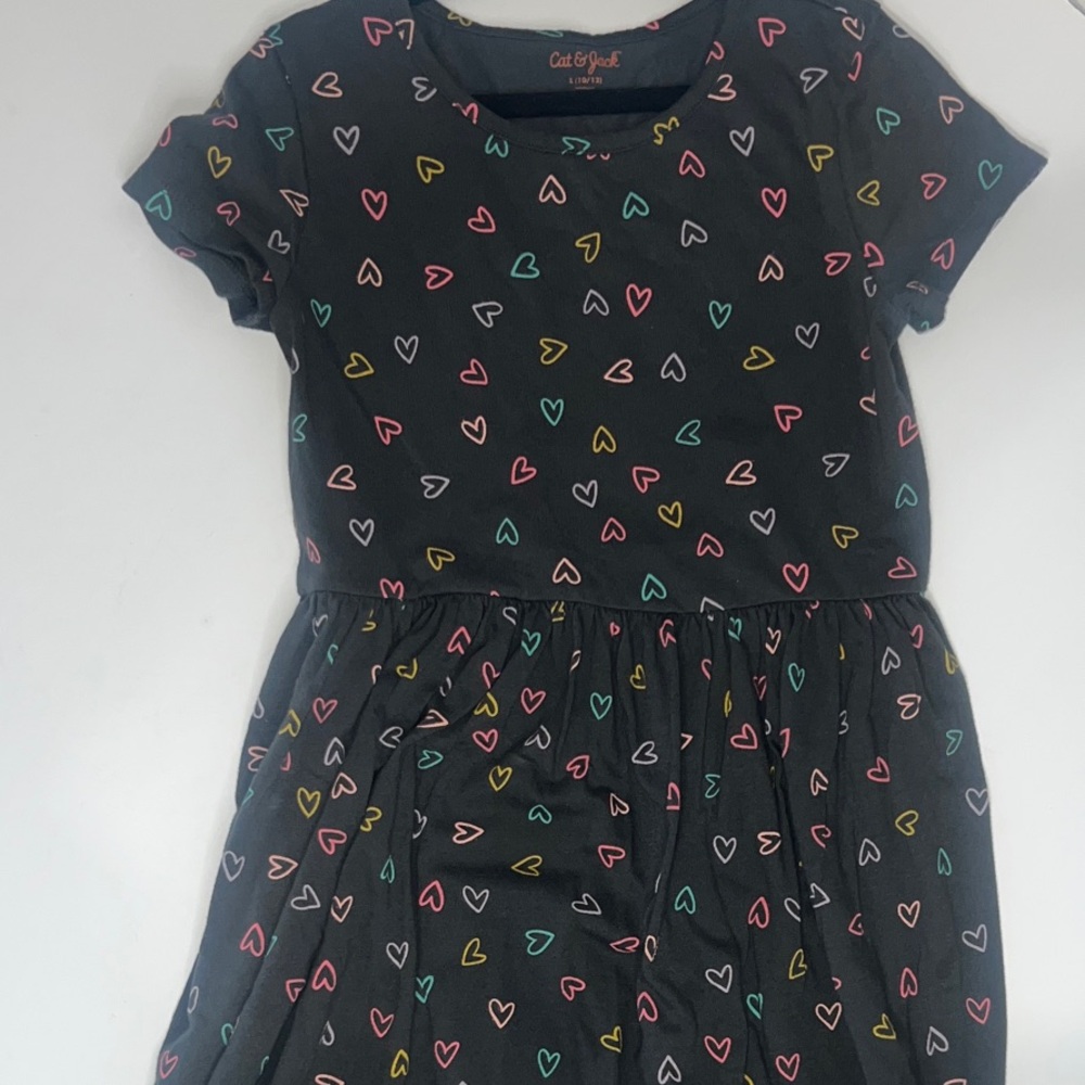 Girls 10/12 Cat & Jack Charcoal Dress with Vibrant Heart Design